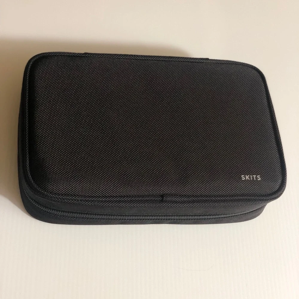 SKITS Geek Tech case Black